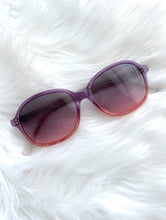 Load image into Gallery viewer, Vintage Pink and Purple Ombre Sunglasses