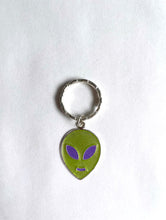 Load image into Gallery viewer, Vintage 90s Neon Green Alien Keychain - Purple