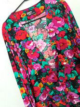 Load image into Gallery viewer, Vintage 80s Bright Long Pink and Red Floral Print Blazer