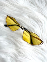 Load image into Gallery viewer, Acid Trip Squiggly Yellow Tint Wire Frame Sunglasses