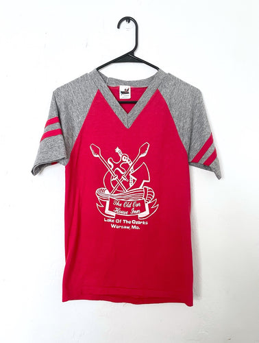Vintage 80s Red and Grey Anchor Design Striped Sleeve Tee Small